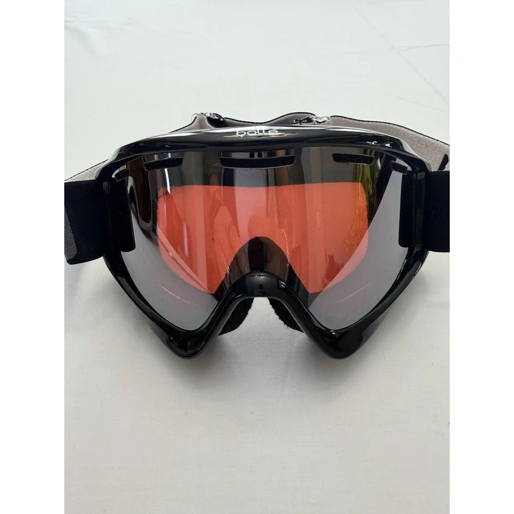 Bolle Ski Goggles Mens Black Red Tinted Shield Adjustable Strap Snowboarding